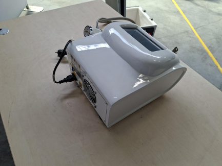Zdjęcie przedmiotu: POLDERMA cosmetic device VACUUM RF FRACTIONAL RADIO WAVES