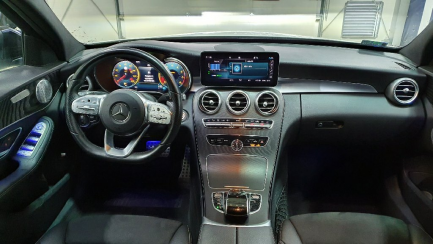 Zdjęcie przedmiotu: MERCEDES C200 4MATIC 9G-TRONIC