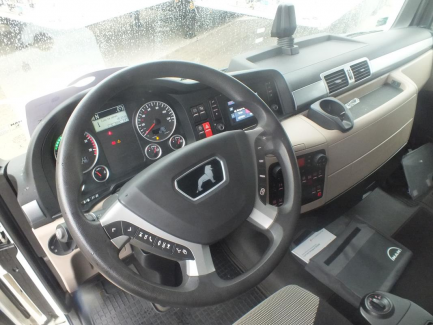 Zdjęcie przedmiotu: PACKAGE 3 MAN TGX 18.460, MAN TGX 18.440, MB 1845 Actors