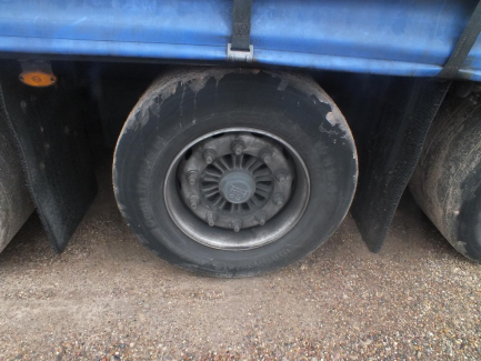 Zdjęcie przedmiotu: AUKCJA DNIA Naczepa kurtynowa MEGA KASSBOHRER MEGA ME