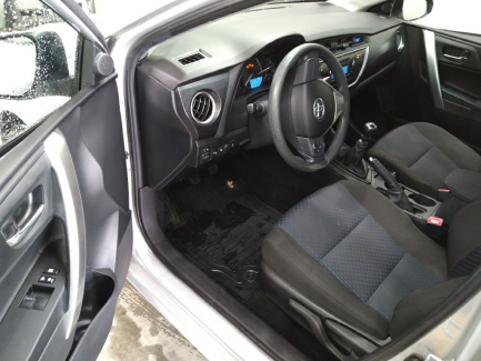 Zdjęcie przedmiotu: Toyota Auris  1.33 VVT-i Life