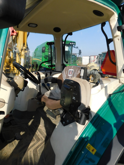 Zdjęcie przedmiotu: Agricultural tractor ARBOSGRUPA S.p.A. P5 T5 / P5 130