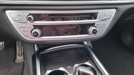 Zdjęcie przedmiotu: BMW 740D xDrive Steptronic