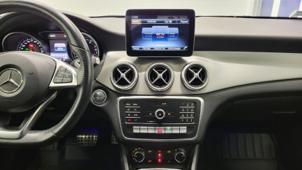 Zdjęcie przedmiotu: Mercedes-Benz CLA 200 7G-DCT AMG Line