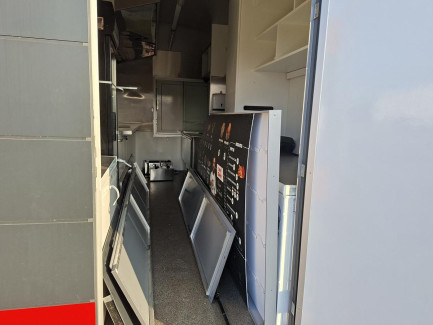 Zdjęcie przedmiotu: Przyczepa gastronomiczna NIEWIAD&Oacute;W B3500 Oświadczenie o utracie DR