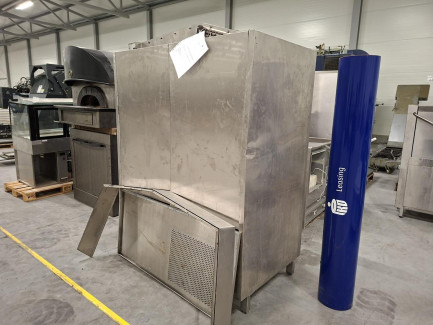 Zdjęcie przedmiotu: WINTERHALTER UF-XL hood type commercial dishwasher