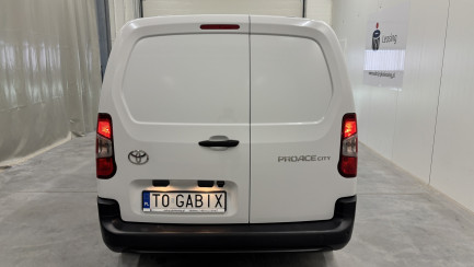 Zdjęcie przedmiotu: TOYOTA/CARPOL ProAce City 1.5 CRD E6.3 2.4t Long Active (1000) S&S