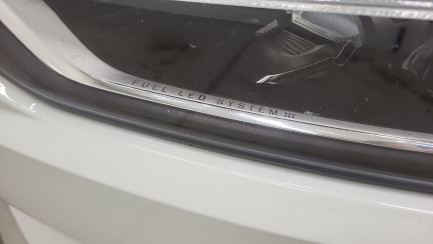 Zdjęcie przedmiotu: Volvo XC60 D4 SCR AWD Momentum aut