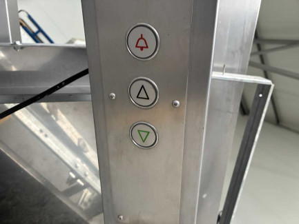 Zdjęcie przedmiotu: Atlift 100.45/0 cargo crane