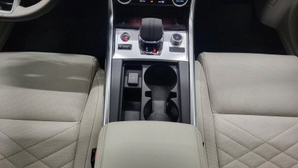 Zdjęcie przedmiotu: Jaguar XF 2.0 D200 mHEV AWD HSE