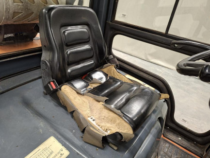 Zdjęcie przedmiotu: HANGCHA CPQD25N-RW22 forklift