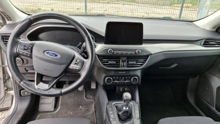 Zdjęcie przedmiotu: Ford Focus 2.0 EcoBlue E6 Titanium