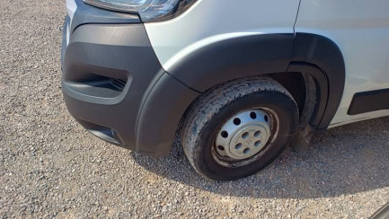 Zdjęcie przedmiotu: Peugeot BOXER 435 2.2 BlueHDi E6.2 3.5t L4H2 Pro Oświadczenie o utracie DR