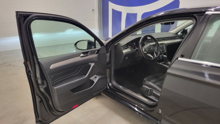 Zdjęcie przedmiotu: Volkswagen Passat 2.0 TDI Elegance DSG