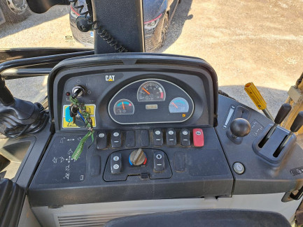 Zdjęcie przedmiotu: CAT 434F Backhoe Loader