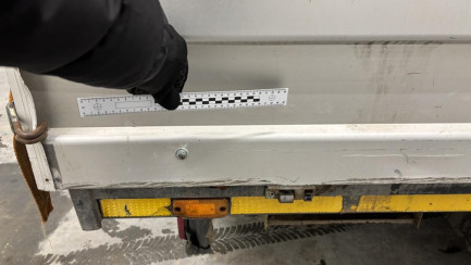 Zdjęcie przedmiotu: Iveco Daily 35C17 E5 3.5t Registration certificate seized electronically