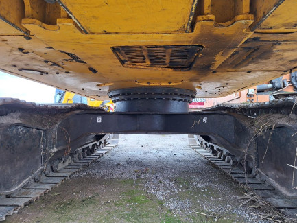 Zdjęcie przedmiotu: JCB 220X crawler excavator + GREENTEC UFKES FC 370 felling head for cutting trees and shrubs