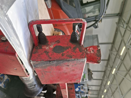 Zdjęcie przedmiotu: Mobile truck tire changer RAVAGLIOLI GRS 926.MOVIE