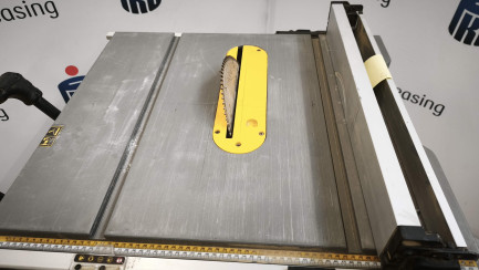 Zdjęcie przedmiotu: Pilarka stołowa 2000W DeWALT DWE7492