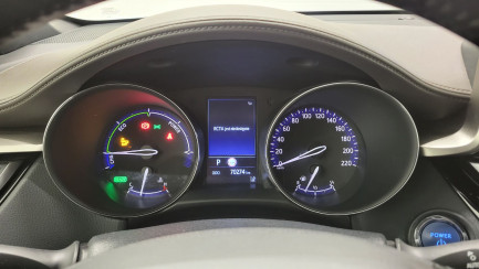 Zdjęcie przedmiotu: Toyota C-HR 2.0 Executive CVT