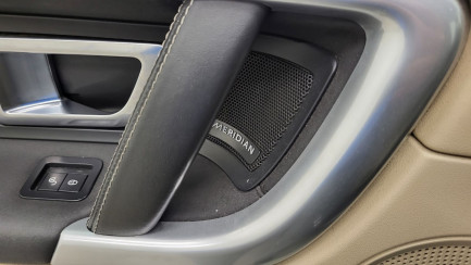 Zdjęcie przedmiotu: LAND ROVER Discovery Sport 2.0 TD4 HSE aut