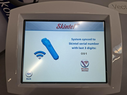 Zdjęcie przedmiotu: CYNOSURE VECTUS diode laser designed for hair removal, discoloration, and vascular lesions