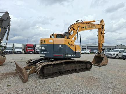 Zdjęcie przedmiotu: Гусеничний екскаватор HYUNDAI ROBEX 235LCR-9