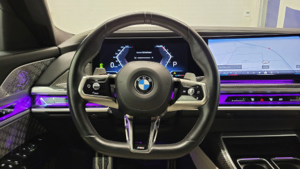 Zdjęcie przedmiotu: BMW 740d xDrive mHEV M Sport sport