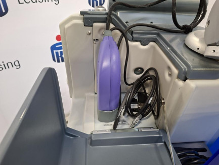 Zdjęcie przedmiotu: DEKA SmartXide2 C40 medical laser used for treatments in aesthetic medicine, dermatology, gynecology and soft tissue surgery.