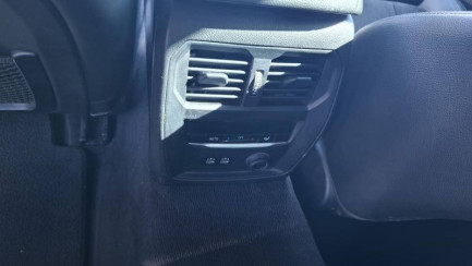 Zdjęcie przedmiotu: BMW 320D xDrive M Sport Steptronic