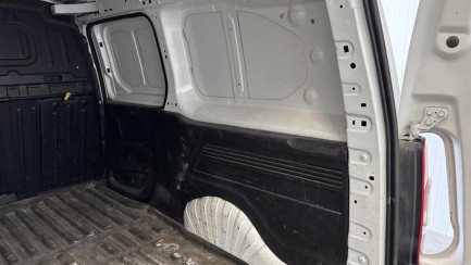 Zdjęcie przedmiotu: Citroen Berlingo III 1.5 BlueHDi E6.3 2.4t XL Driver 950
