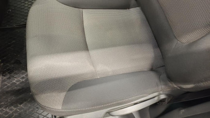 Zdjęcie przedmiotu: Renault Trafic Combi 2.0 dCi L2 Equilibre E6d 3.1t