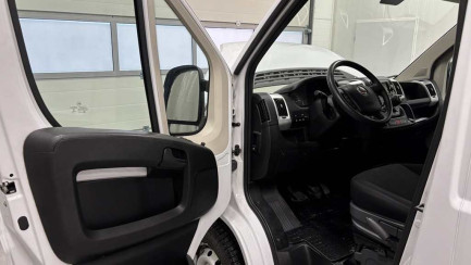Zdjęcie przedmiotu: Fiat Ducato 33 2.3 M-jet L3H2 E6d 3.3t