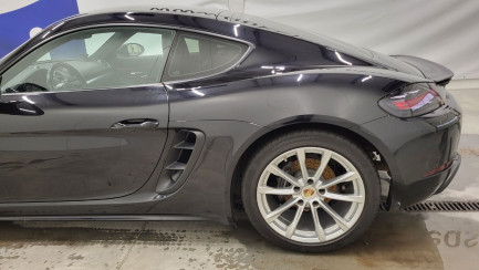 Zdjęcie przedmiotu: Porsche 718 Cayman GPF PDK