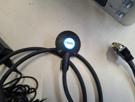 Zdjęcie przedmiotu: Urządzenie do elektrostymulacji mięśni MIHA BODYTEC II