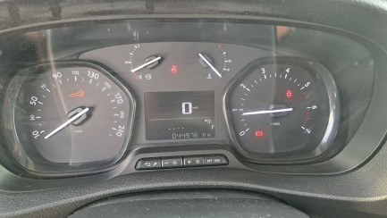 Zdjęcie przedmiotu: Citroen JUMPY 1.5 BlueHDi E6.2 2.7t XL