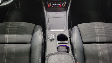 Zdjęcie przedmiotu: Mercedes-benz GLA 200 7G-DCT Urban Oświadczenie o utracie DR