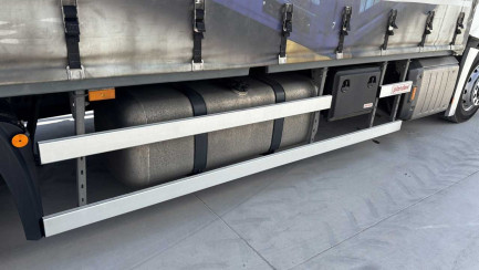 Zdjęcie przedmiotu: Mercedes-benz Actros E6 25.0t + PLANDEX PTL18 18.0t