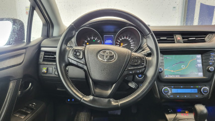 Zdjęcie przedmiotu: Toyota Avensis 2.0 Prestige MS