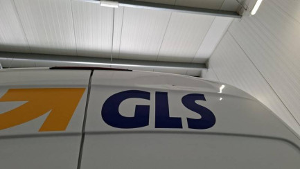 Zdjęcie przedmiotu: Mercedes-benz Sprinter E6 3.5t