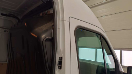 Zdjęcie przedmiotu: Renault Master FWD 2.3 dCi E6d 3.5t L3H3 Pack Clim