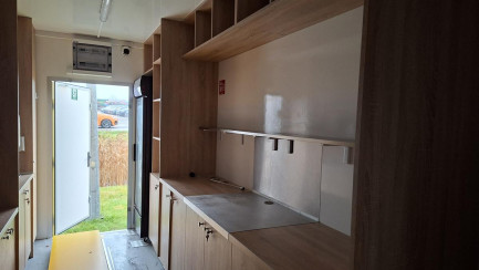 Zdjęcie przedmiotu: PRZYCZEPA GASTRONOMICZNA ZP TRAILERS 352