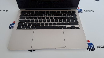Zdjęcie przedmiotu: Laptop APPLE MacBook Air 2024 13.6" M3 16GB RAM 512GB SSD macOS Księżycowa poświata