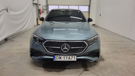 Zdjęcie przedmiotu: Mercedes-Benz E 220 d mHEV 4-Matic AMG 9G-Tronic