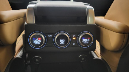 Zdjęcie przedmiotu: LAND ROVER Discovery V 2.0 SD4 HSE Oświadczenie o utracie DR