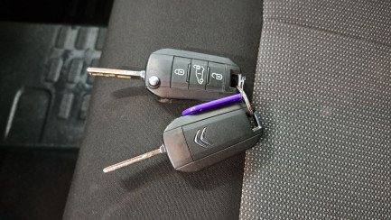 Zdjęcie przedmiotu: Citroen JUMPY 1.5 BlueHDi E6.2 2.7t XL