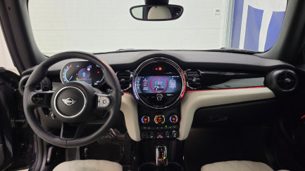 Zdjęcie przedmiotu: Mini Cooper S Classic Trim sport-aut