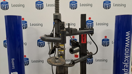 Zdjęcie przedmiotu: Montażownica automatyczna do k&oacute;ł samochod&oacute;w osobowych i dostawczych ROCKS OK-08.3111 + Ramię pomocnicze do obsługi opon niskoprofilowych oraz run flat