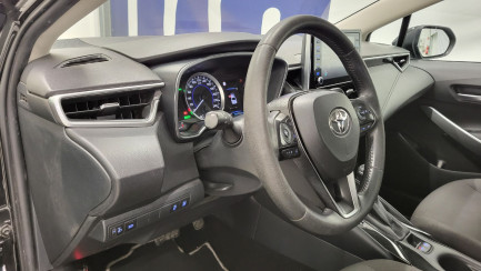 Zdjęcie przedmiotu: Corolla 1.8 Hybrid Comfort + LPG Cepik informacja o przebiegu!