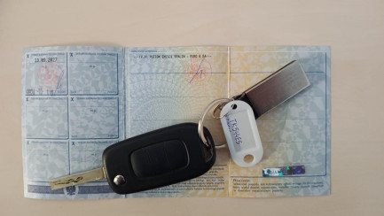 Zdjęcie przedmiotu: Renault Trafic Combi 2.0 dCi L2 Equilibre E6d 3.1t